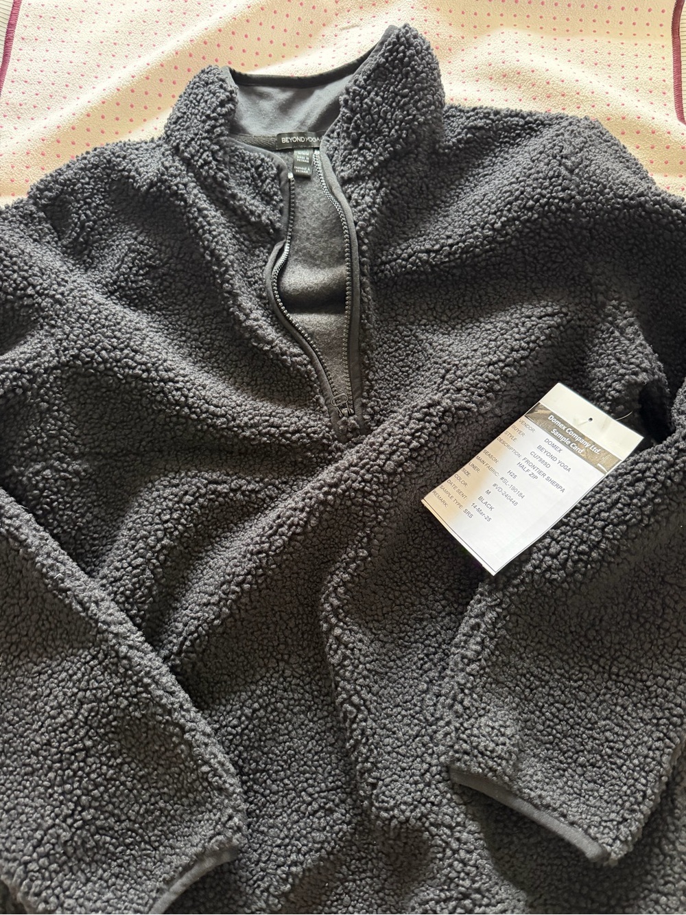 NWT - M - Beyond Yoga black Sherpa Quarter-Zip Pullover